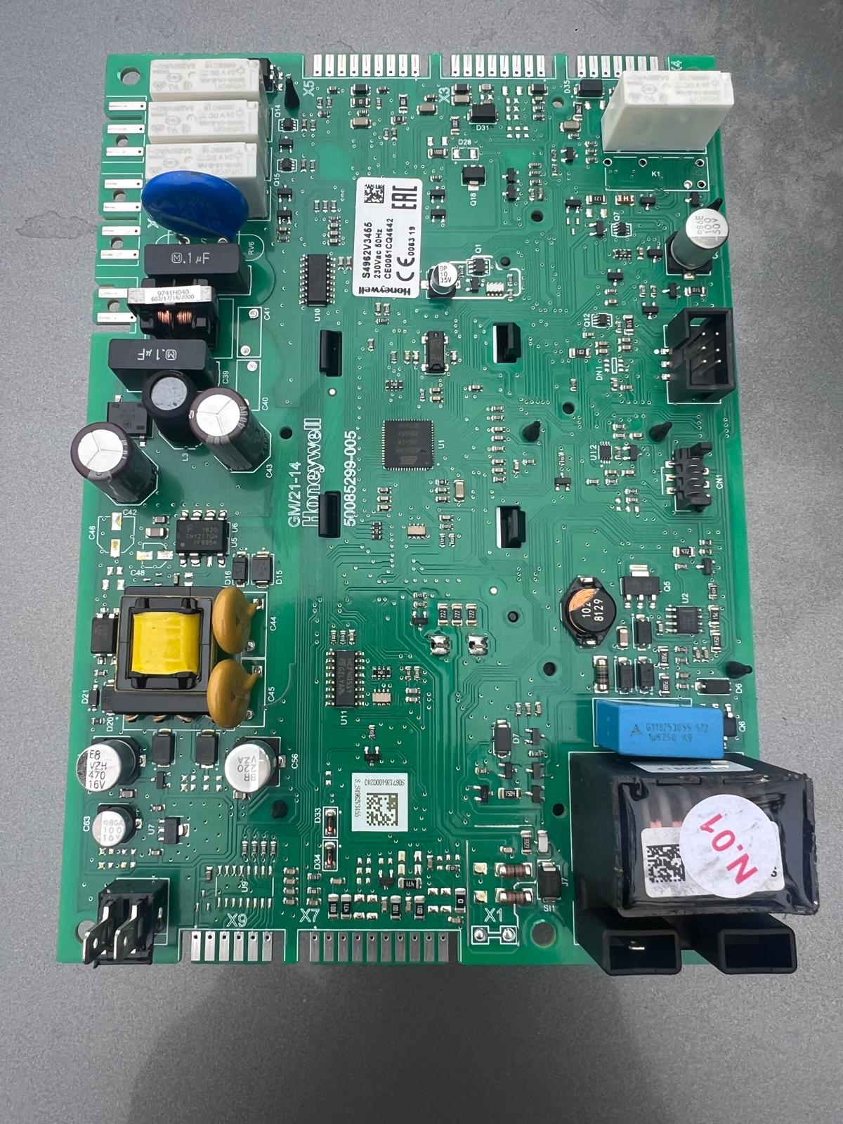 Daikin Semi Condense Kombi Anakart Tamiri